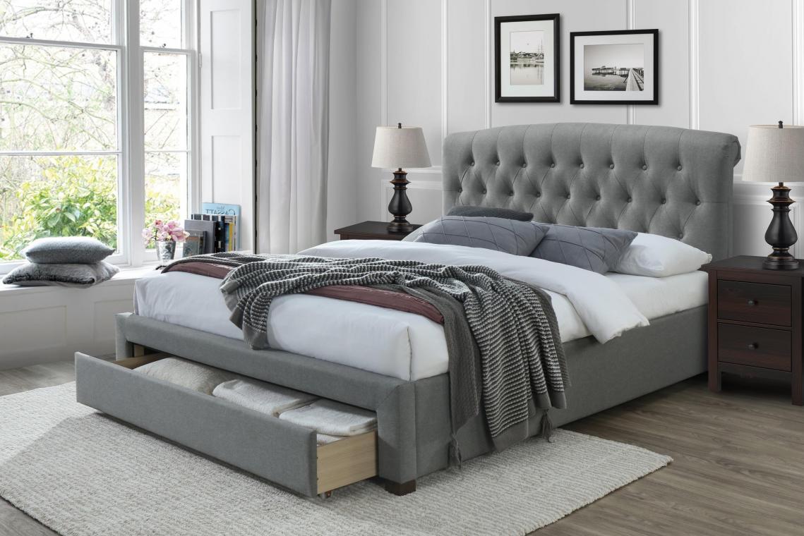 AVANTI moderní čalouněná postel 160x200 s roštem